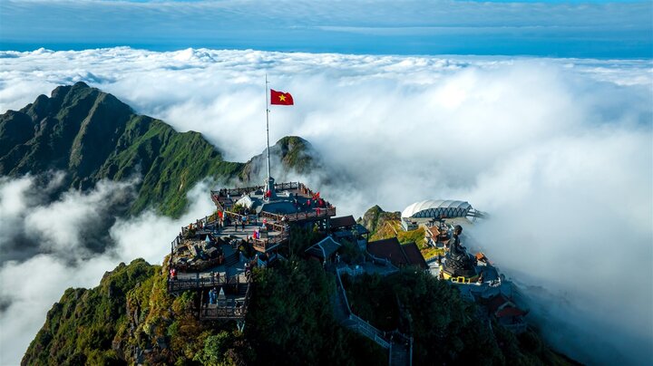 Sun World Fansipan Legend tung ưu đãi “khủng” cho người dân Lào Cai mới